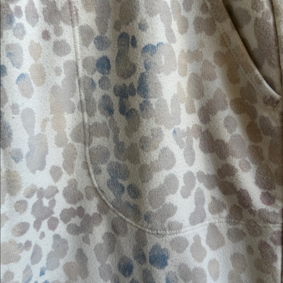 Stars Above watercolor print fleece joggers, size M - Picture 4 of 8